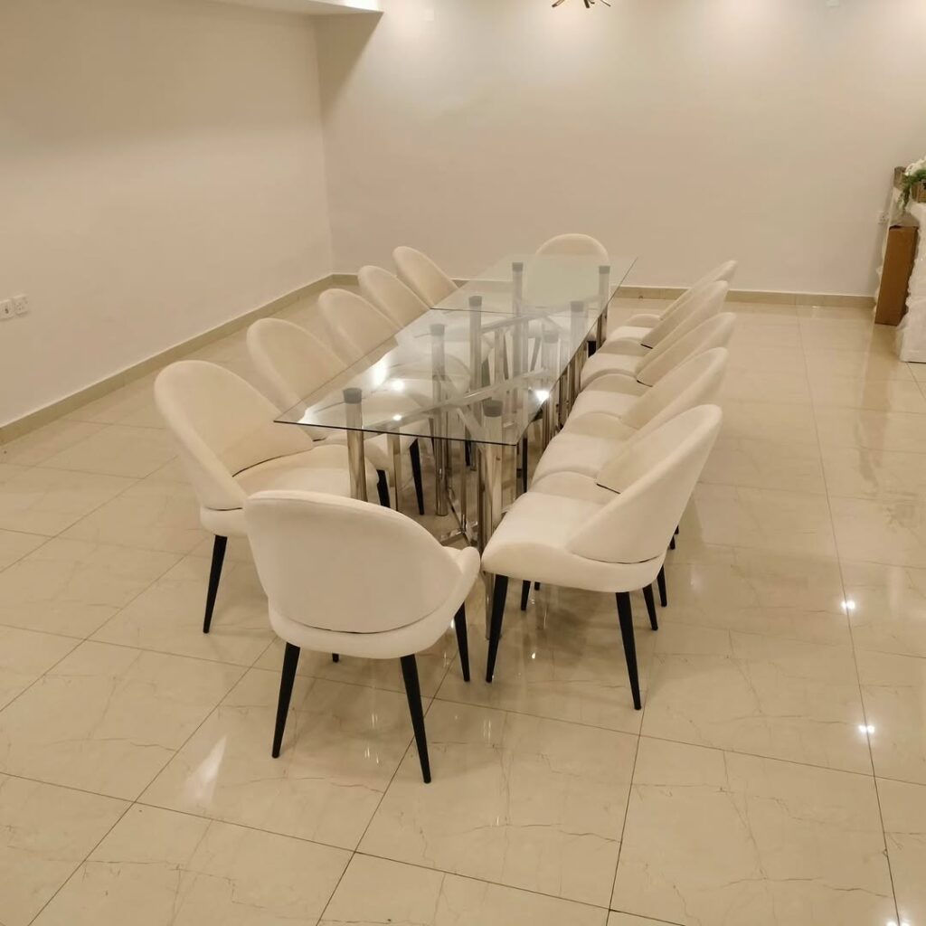 طاولات استقبال المناسبات والحفلات
